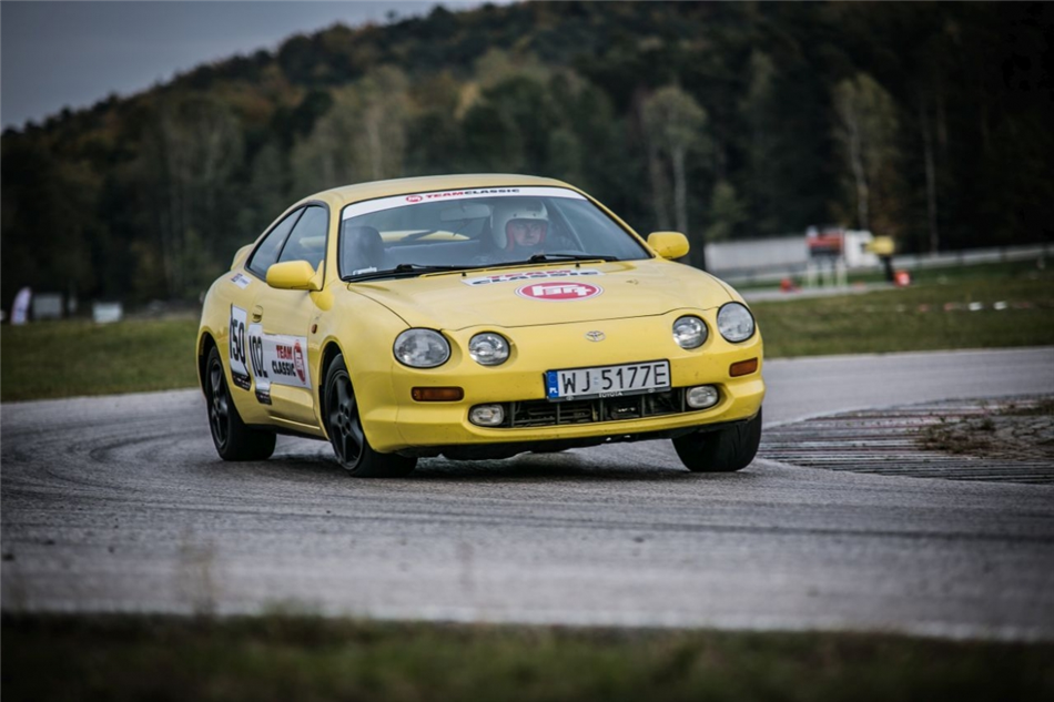 Youngtimer i klasyk na zawody – który model wybrać?